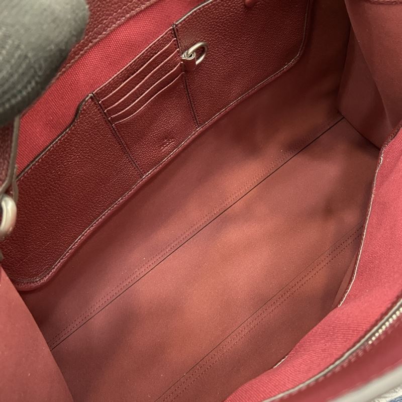 Gvc*1 tote bags